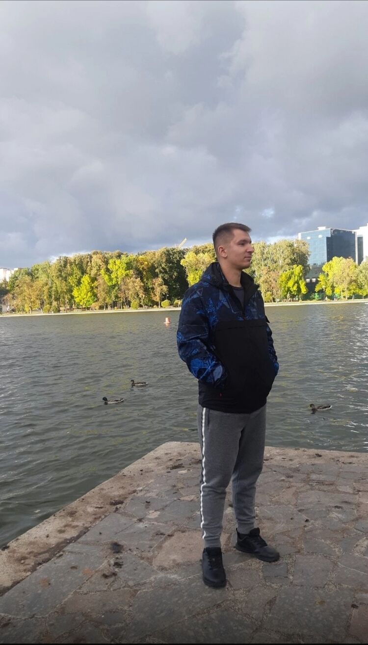  54186871  Yuri, 34 ,    