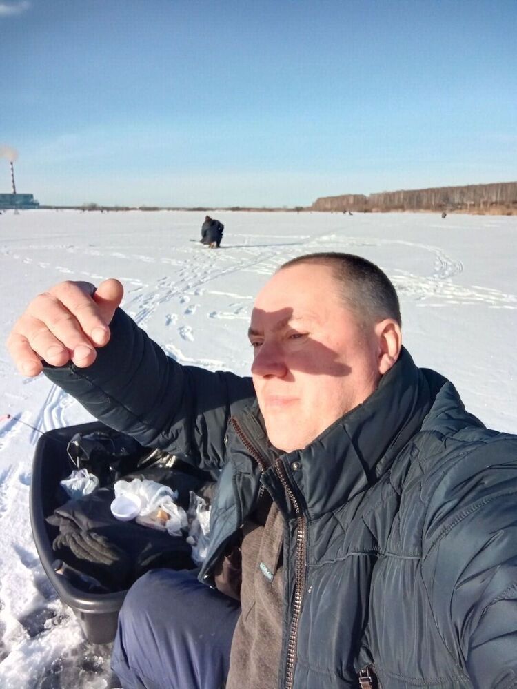  48038791  Oleg, 45 ,    