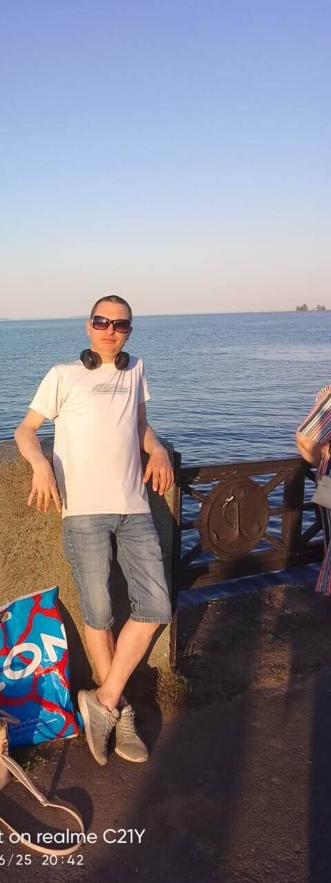  ,   SlavusiK, 42 ,   ,   , c , 