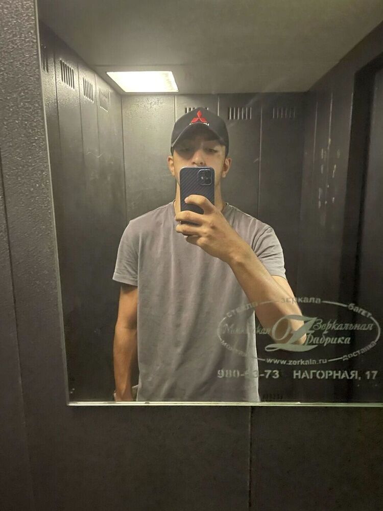  33590581  , 26 ,    