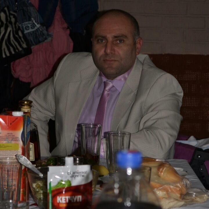 ,   Edgar, 44 ,     , c 