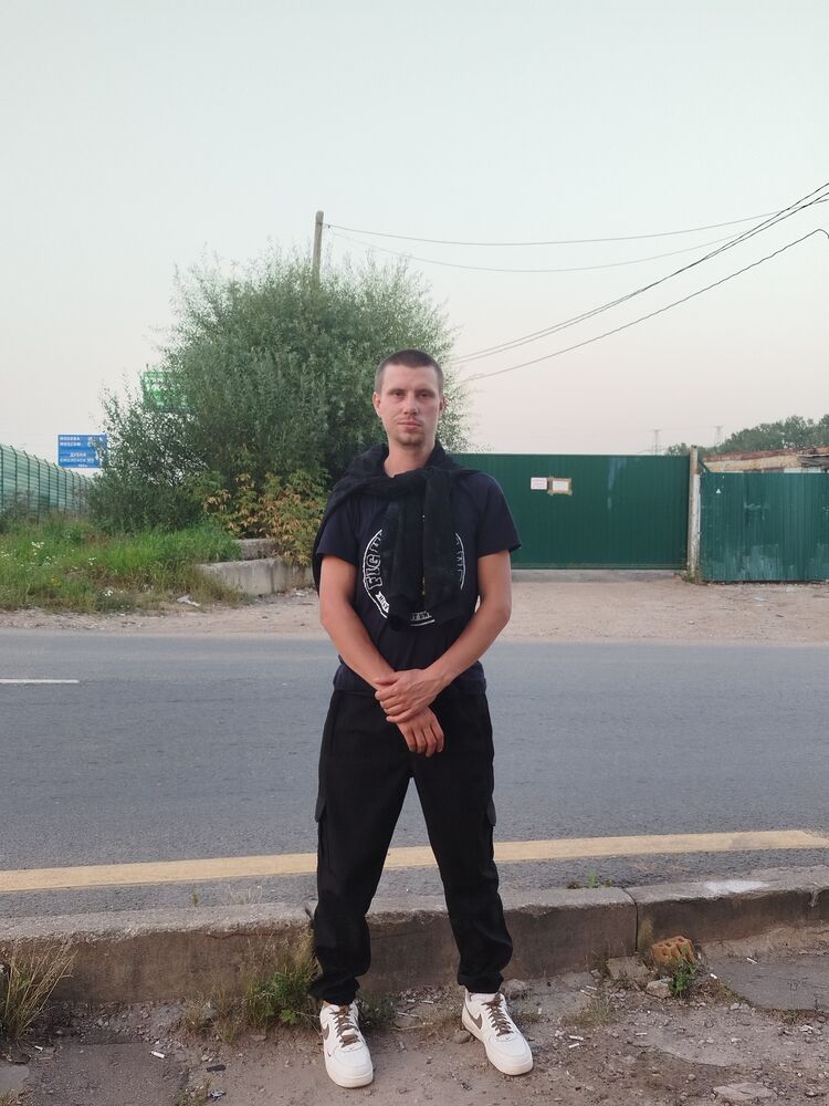  45933381  , 27 ,    