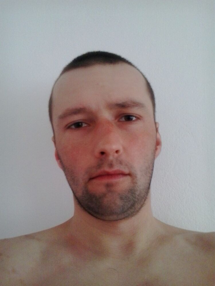  15563731  , 33 ,    