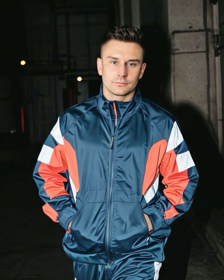  ,   Ilya, 34 ,   ,   