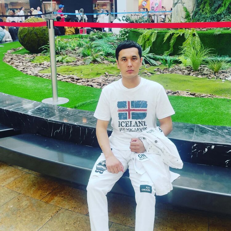  ,   Nizomiddin, 33 ,   ,   
