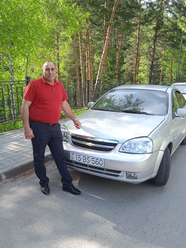  50117561  Elcin, 54 ,    