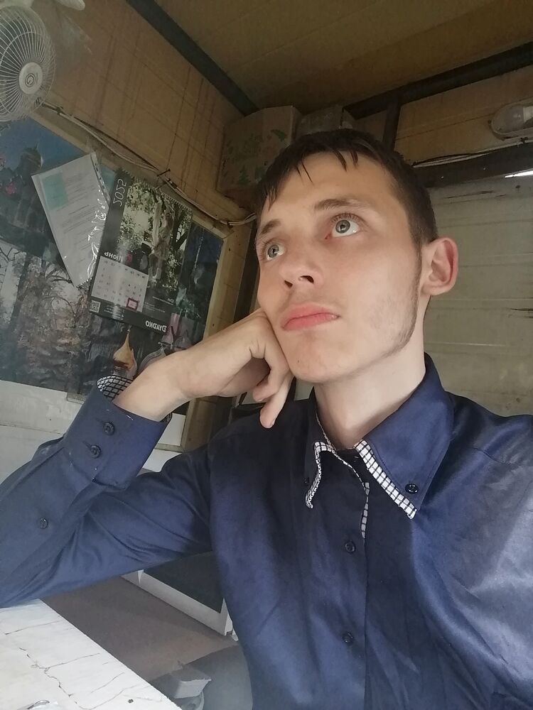  53499881  Ruslan, 21 ,    