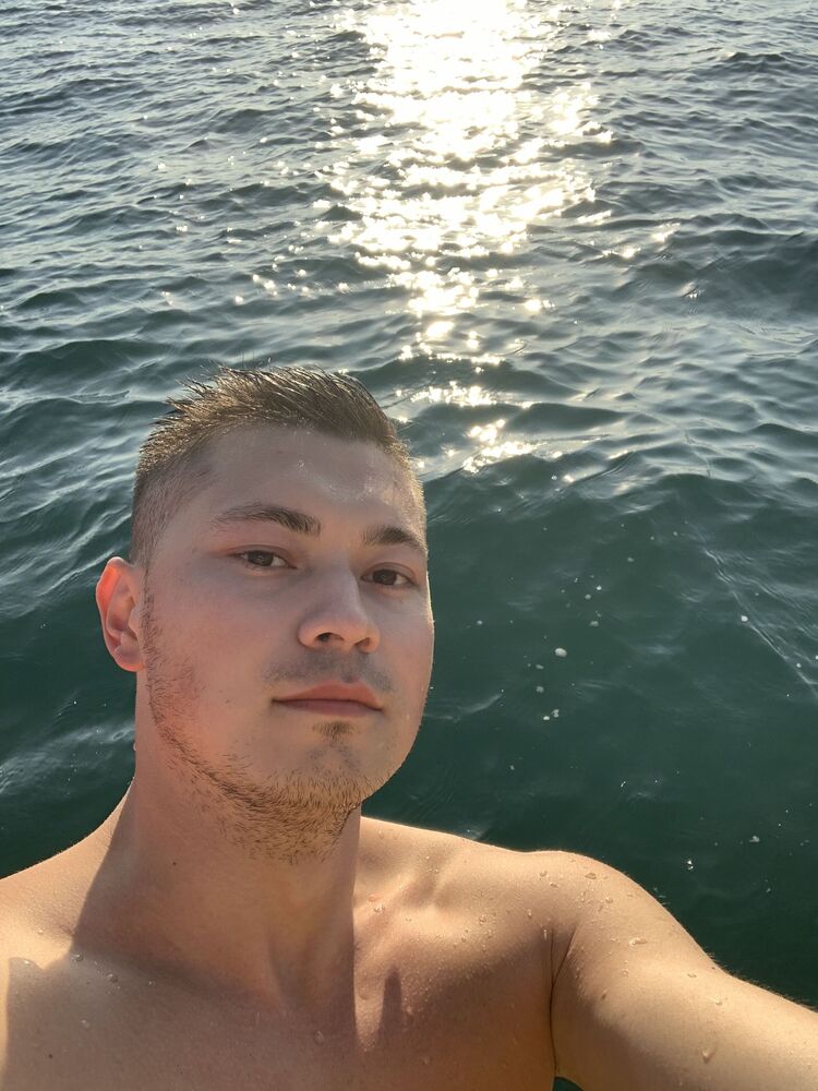  39621821  Erlan, 26 ,    