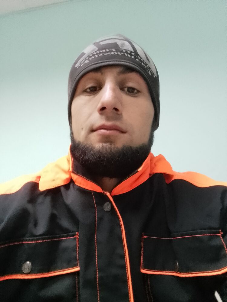  29560941  , 28 ,    