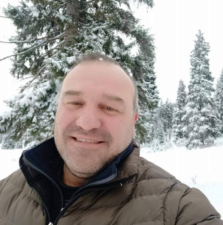  44733251  Sandro, 48 ,    
