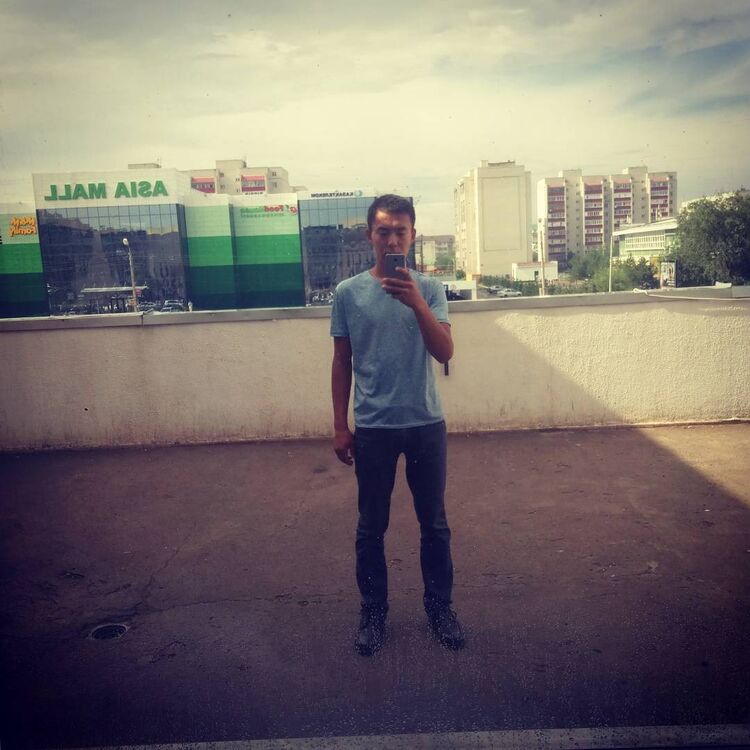  ,   Nurik, 27 ,  