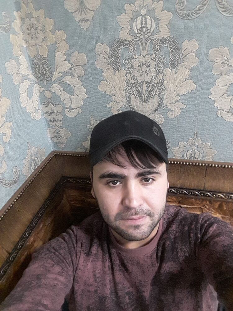  ,   Kenan, 31 ,   ,   , c 