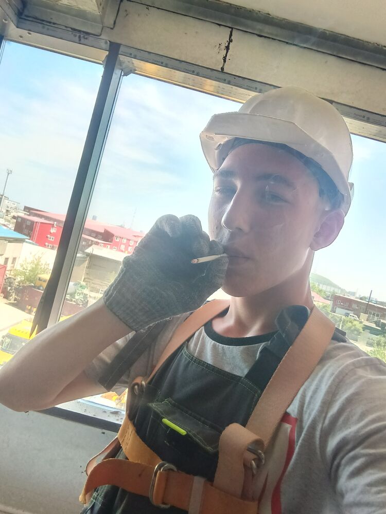 52613671  , 18 ,    