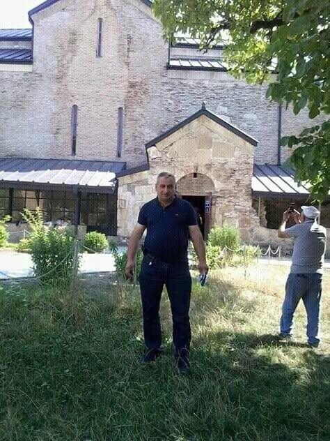  40662751  Giorgi, 53 ,    