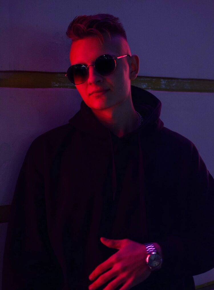  ,   , 21 ,   ,   