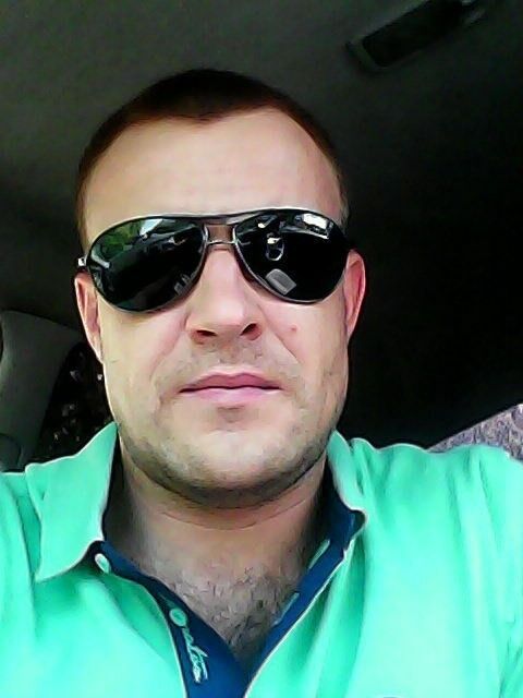  15255701  A, 44 ,    -