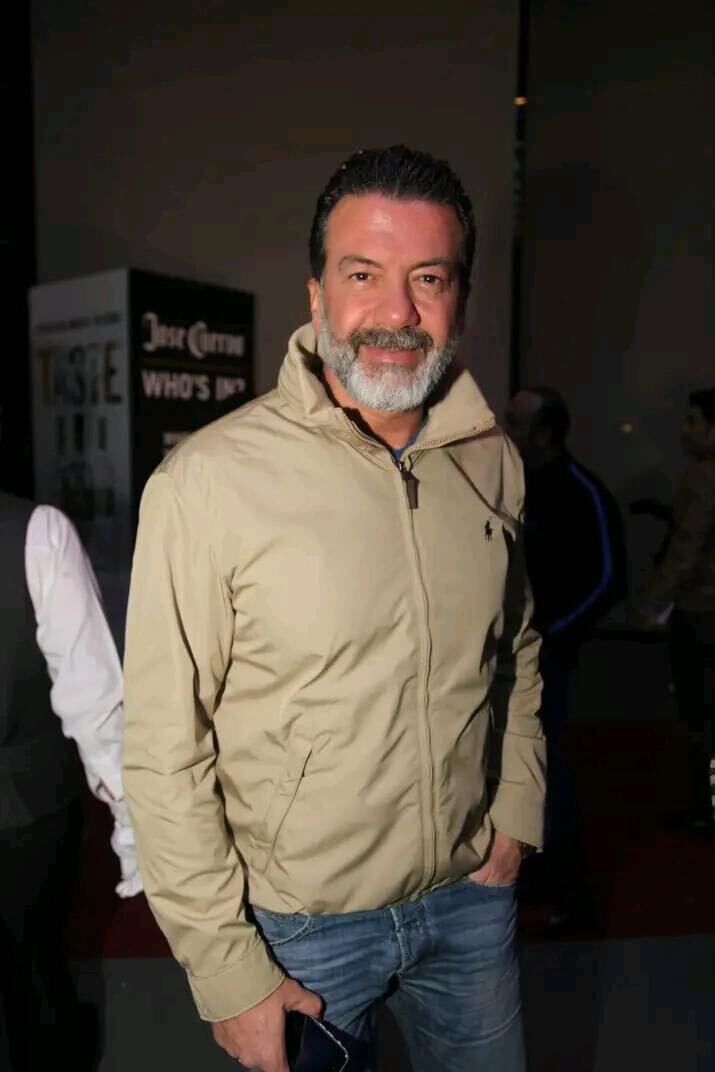  41370901  Mike Andrei, 55 ,    
