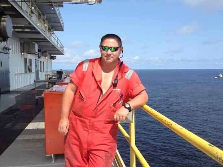  25740251  Bruno mark, 45 ,    Lagos