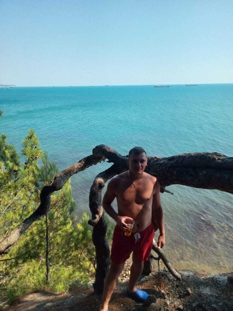  30722941  Kirill, 37 ,    