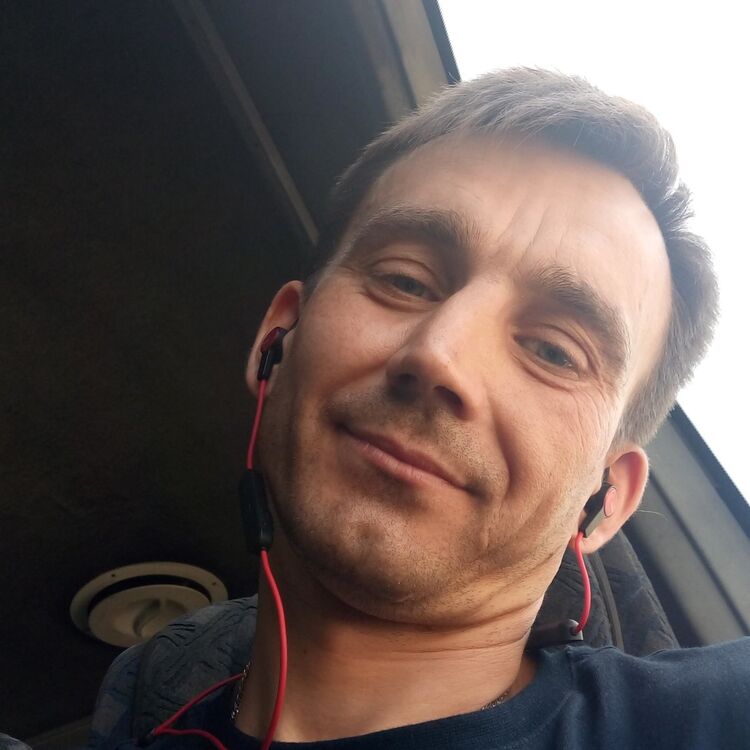  ,   Serz, 44 ,   ,   , c 