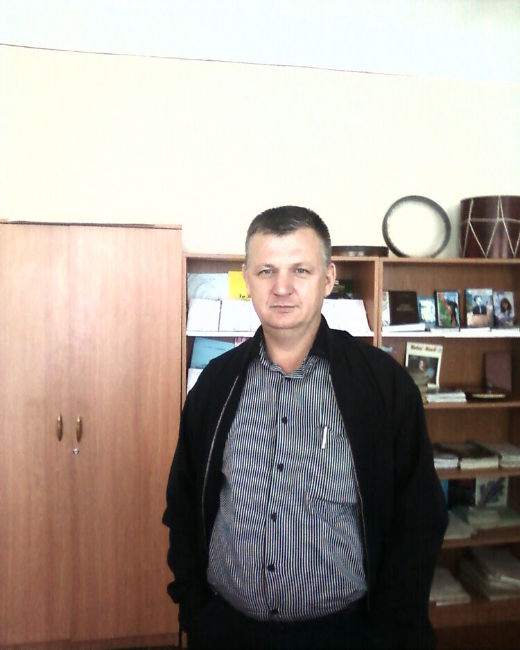 44653911  Ilqar, 56 ,    