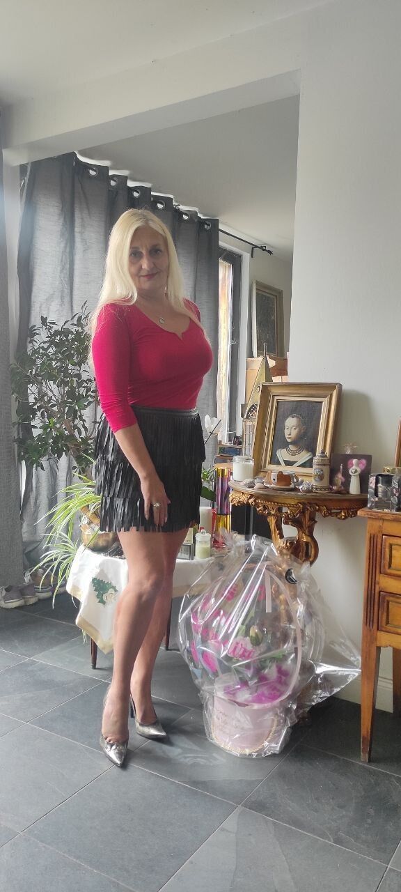  ,   Alena, 47 ,   ,   