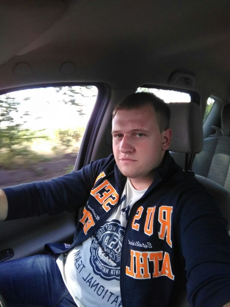  8002061  Mihai, 31 ,    