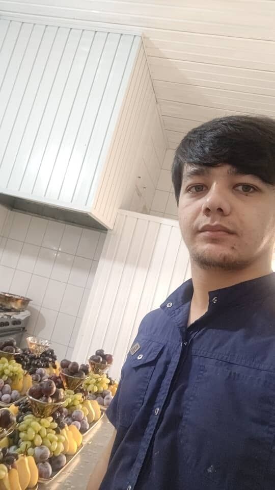  48241041  Muhiddin, 23 ,    