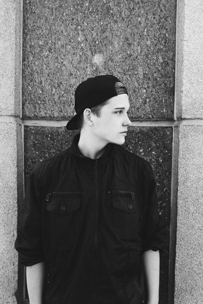  26186881  , 25 ,    -