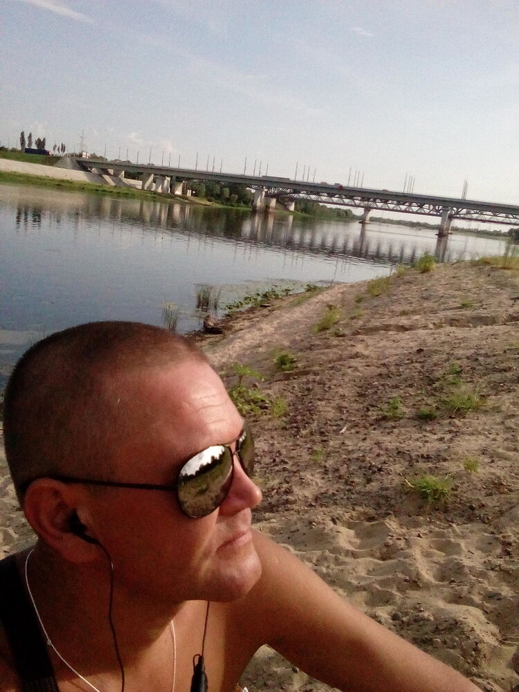  5787721  Ronin, 46 ,    