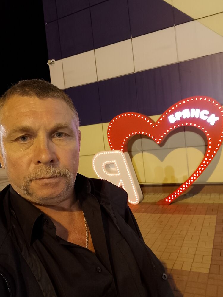  54407031  Albert, 55 ,    