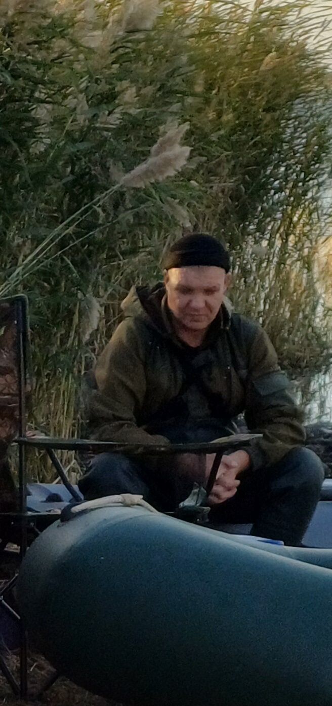 ,   Yury, 48 ,   c 