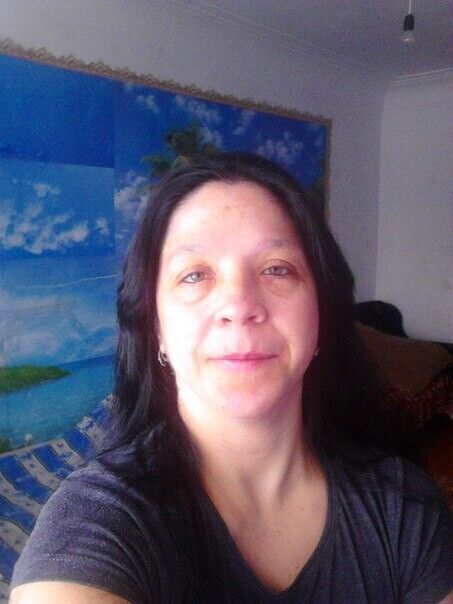  20645211  Vikusia, 40 ,    