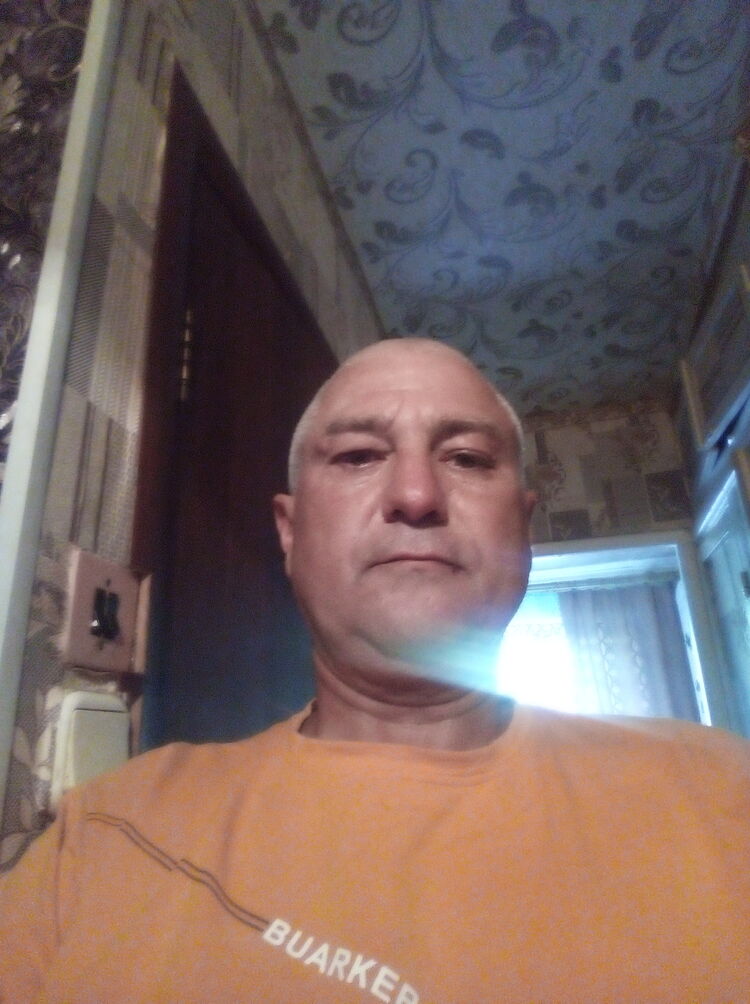  27064841  , 51 ,    