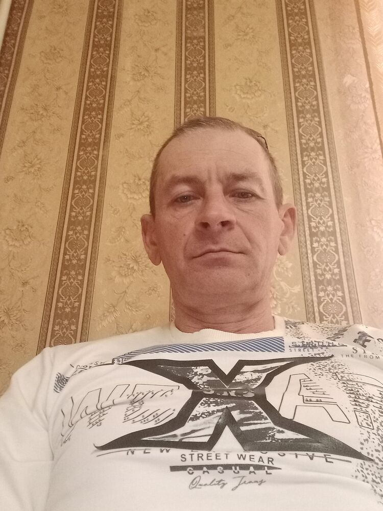 34329321  Alexey, 52 ,    