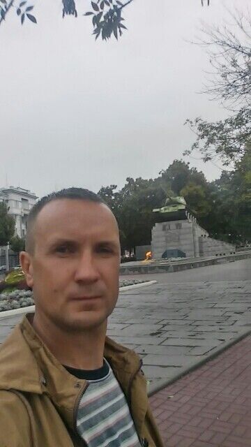  46592491  , 41 ,    