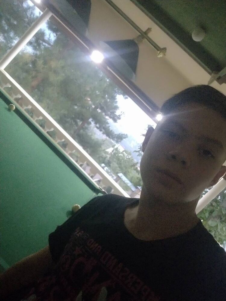  20890471  Baxtiyor, 24 ,    