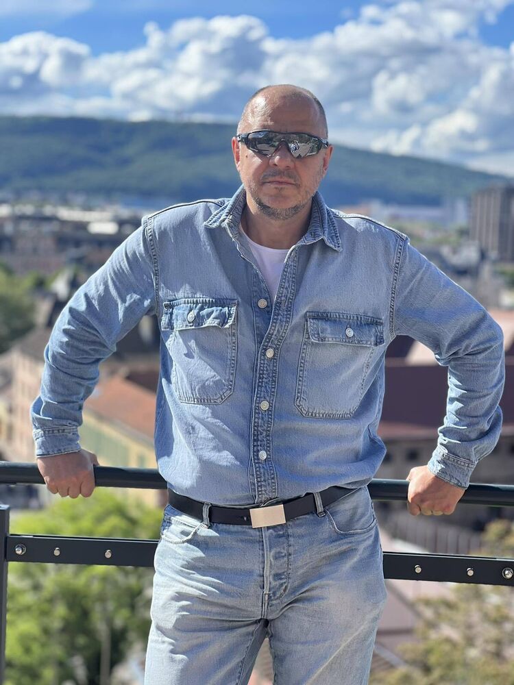  ,   Vitali, 45 ,   ,   , c 