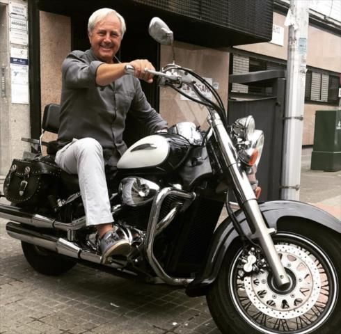  32250611  Alex, 67 ,    