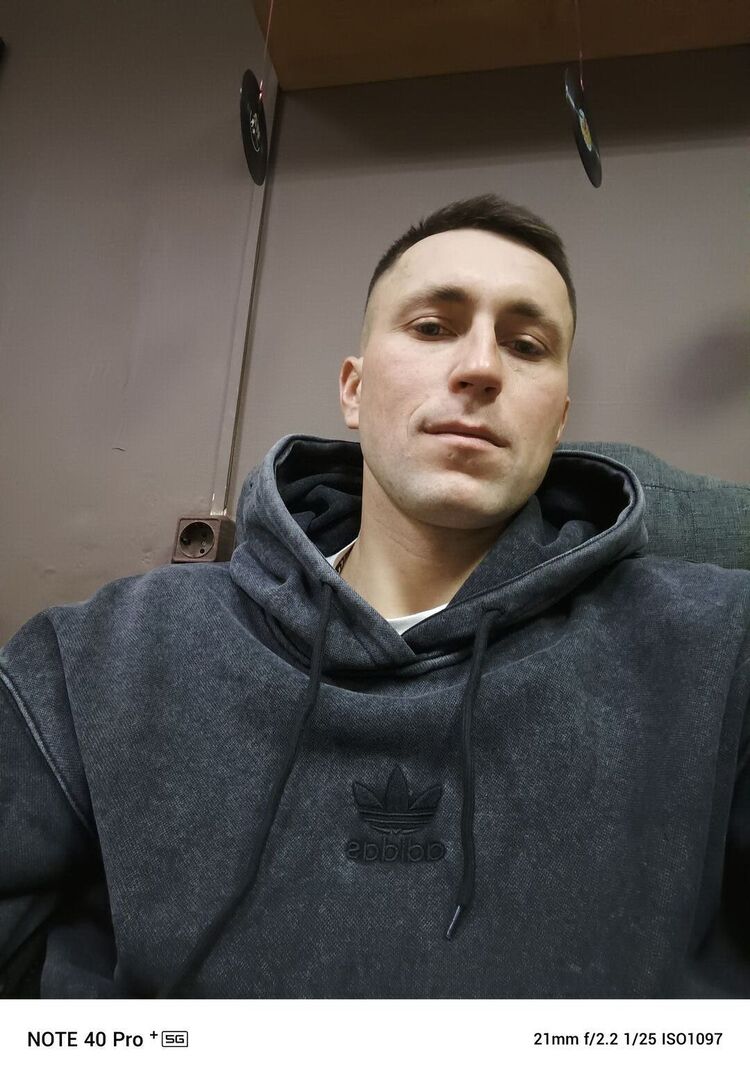 ,   Maxim, 31 ,   ,   