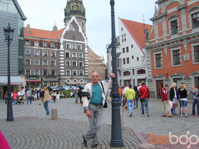  ,   Arkadij, 64 ,     , c 
