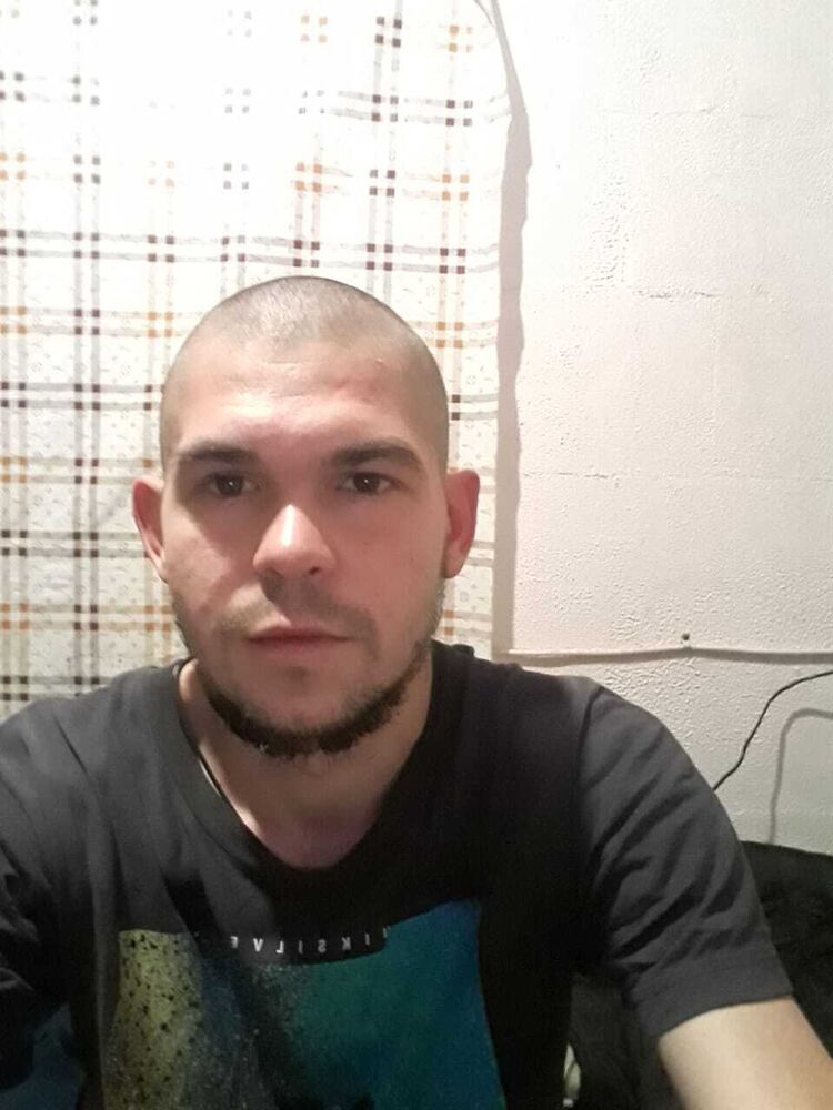  47987311  , 27 ,    