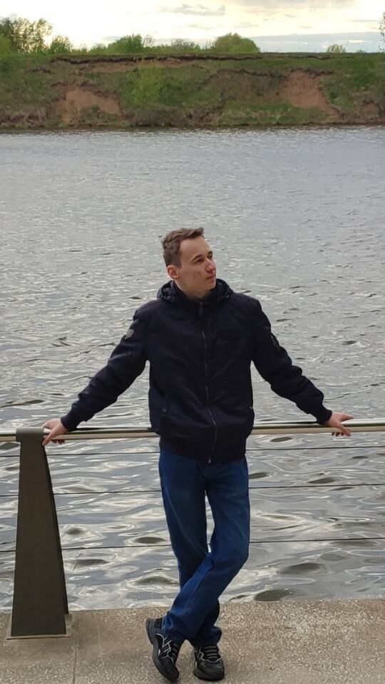  26474751  Maksim, 21 ,    