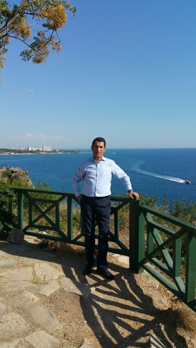  21370511  Turgay, 44 ,    