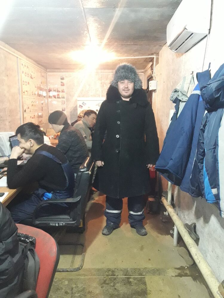  15017911  , 40 ,    
