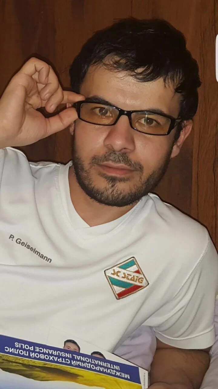  34658381  Ali, 37 ,    