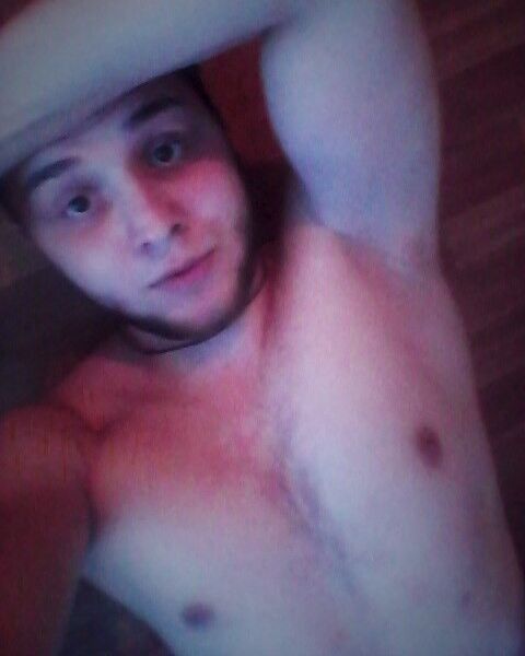  9779261  Mikhail, 30 ,     