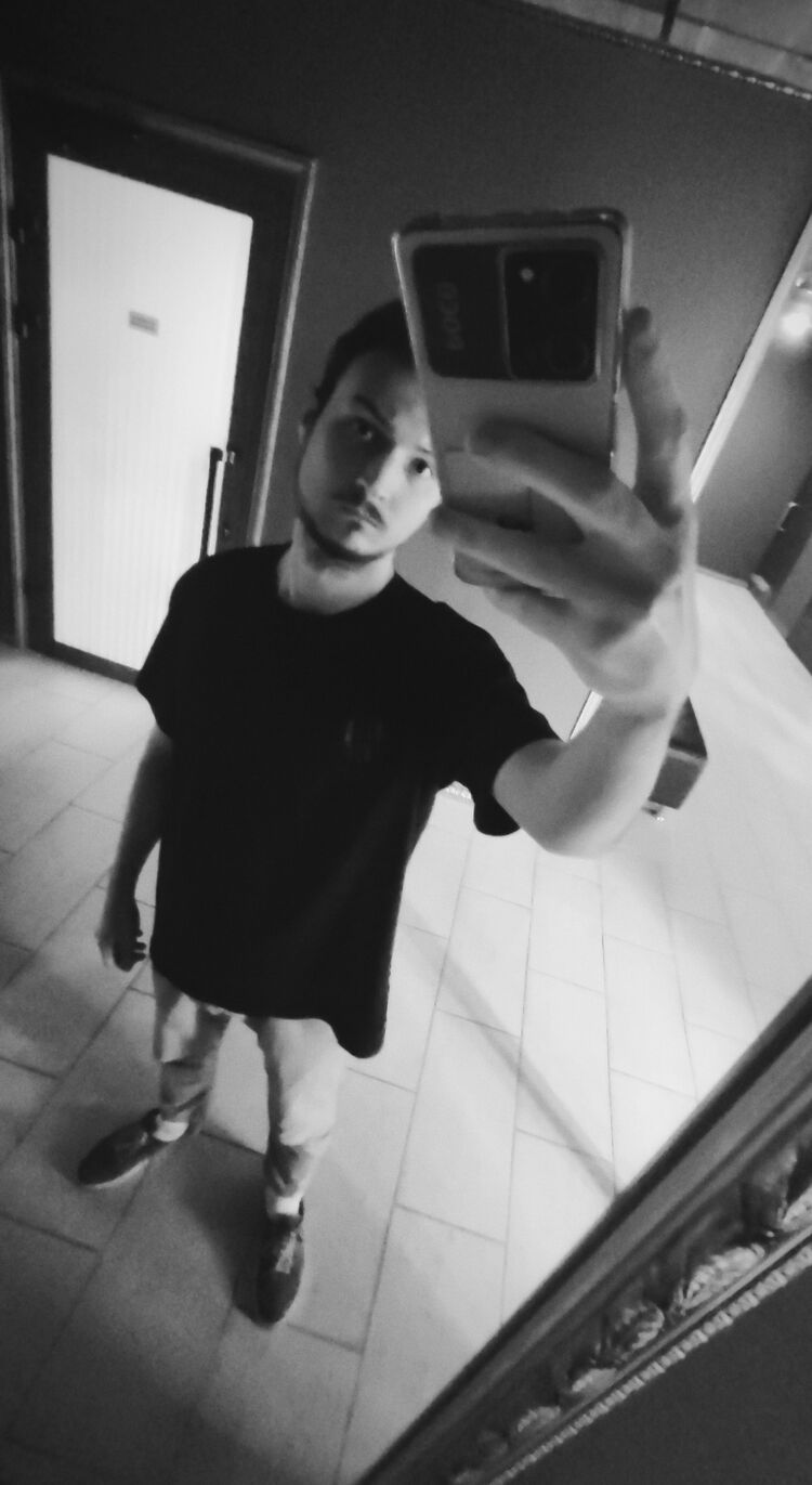  40553391  , 22 ,    