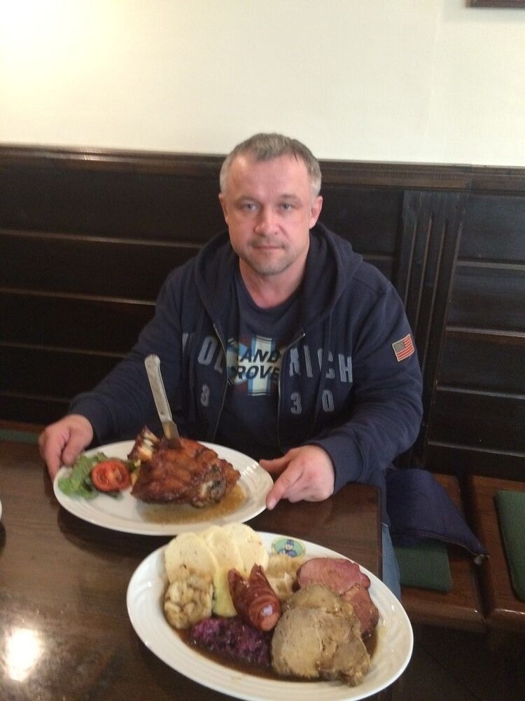  ,   Michael, 52 ,   