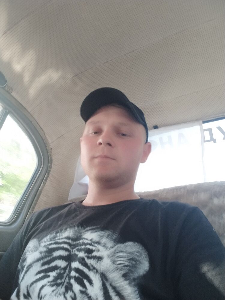  46606081  , 24 ,    